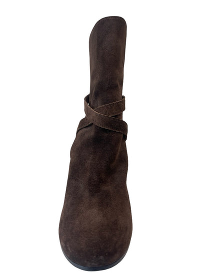 Lanvin Brown Suede Block Heel Ankle Boot. Size: 39