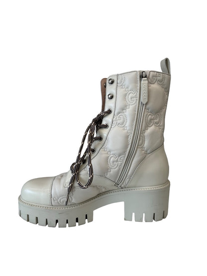 Gucci Neutral GG Matelasse Lace Up Boot. Size: 39