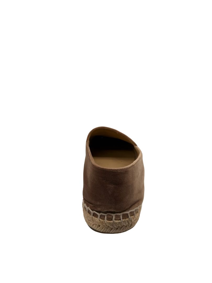 Chanel Biege/Black Split-Logo Velvet Espadrilles. Size: 39