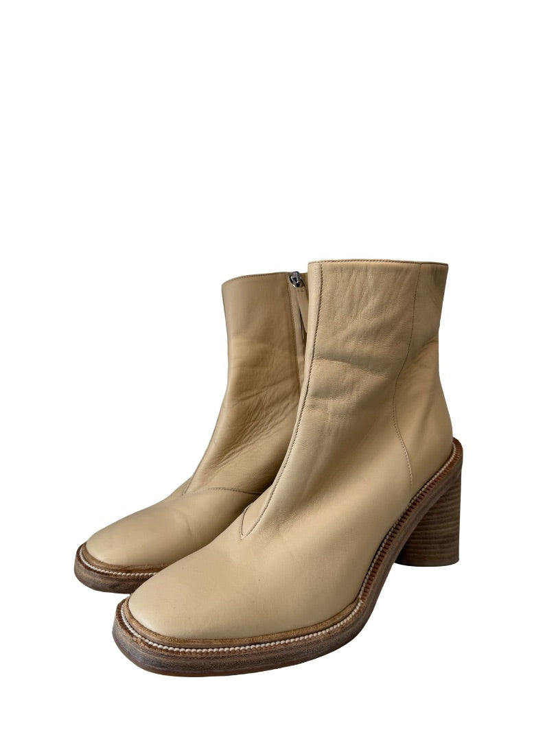Acne Studios Beige Leather Block Heel Ankle Boot. Size: 39