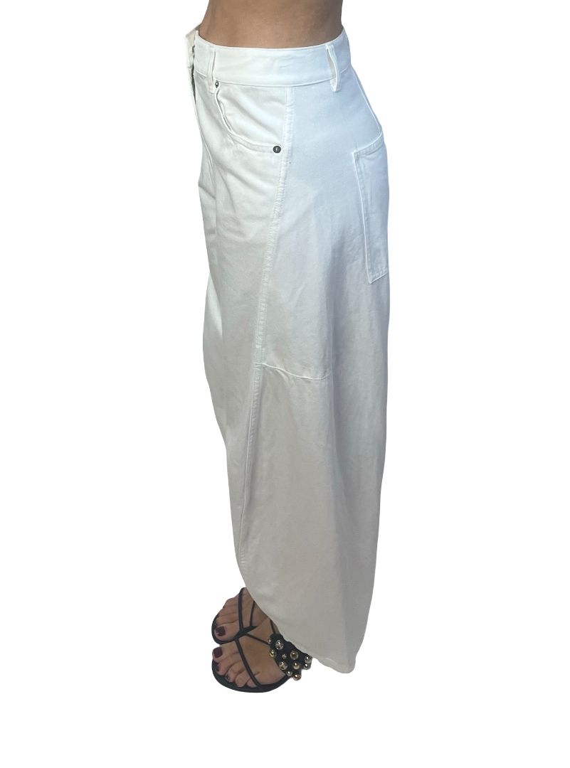 Tibi White Barrel Leg Jean W Adjustable Ankle Clips. Size: 24