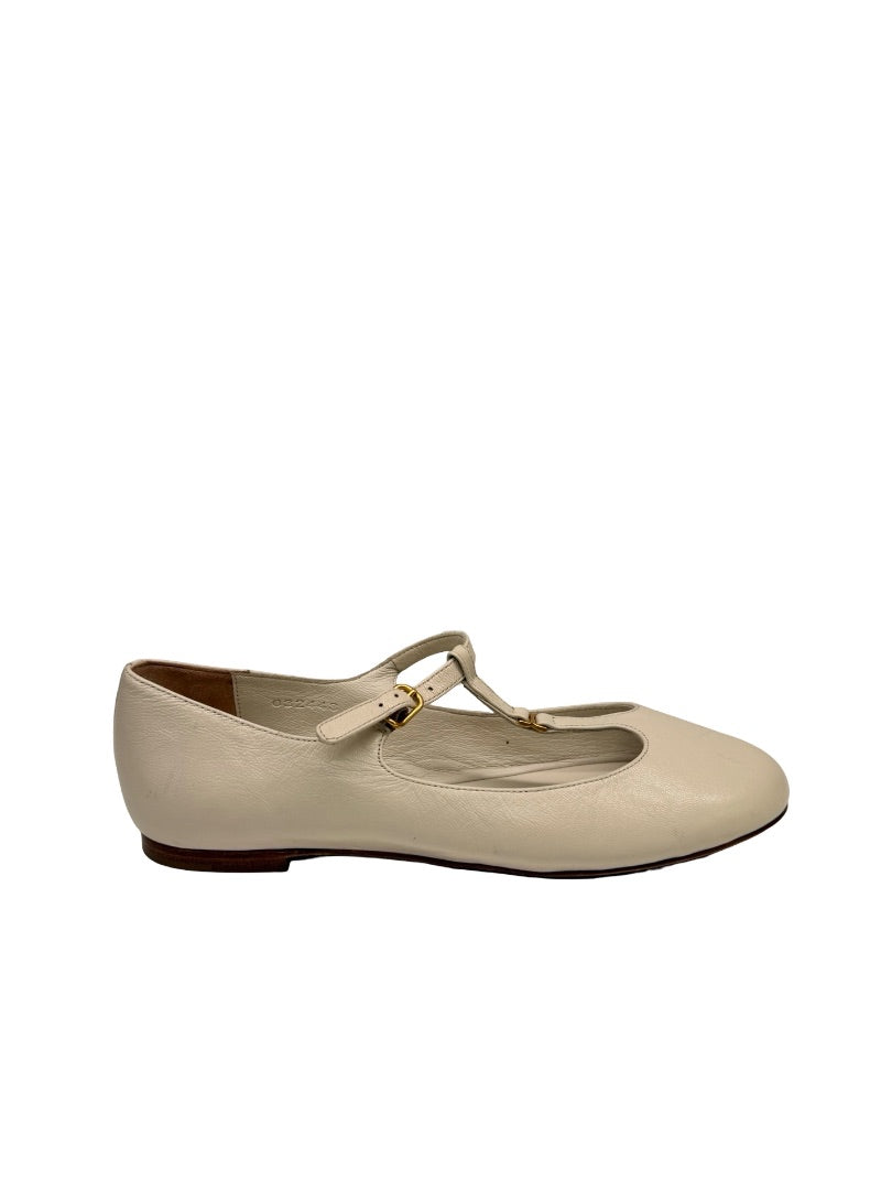 Chloe 'Marcie' Cream Leather Ballet Flats. Size: 36.5