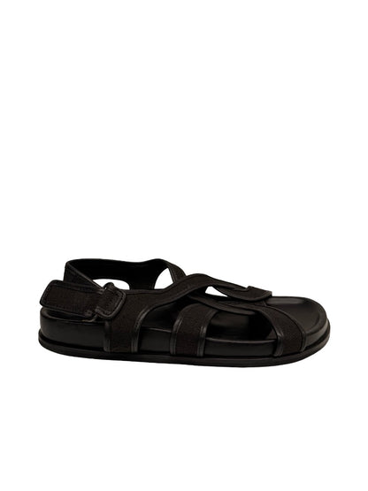 Toteme Black Leather Trimmed Interlocking Sandals. Size: 38