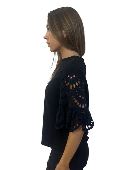 See By Chloe Black Cotton Sleeve Cutout Tee. Size: M