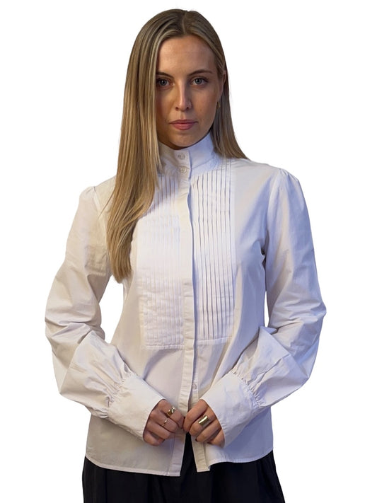Morrison White Pleat Front Tuxedo Shirt. Size: 2