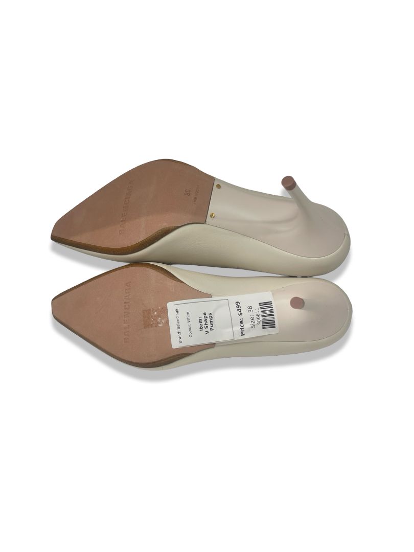Balenciaga White 'Duchesse 90' Pumps. Size: 38
