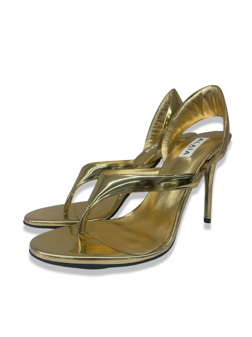 Alaia Gold Patent 'Infradito 90' Thong Pumps. Size: 38