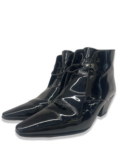 Saint Laurent Black Jonas Patent Leather Ankle Boot. Size: 39