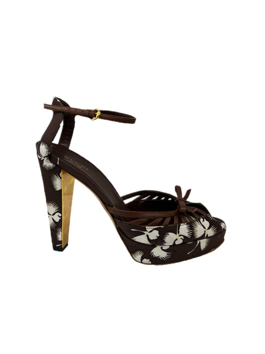 Gucci Brown Floral Printed Platform Block Heels. Size: 38C