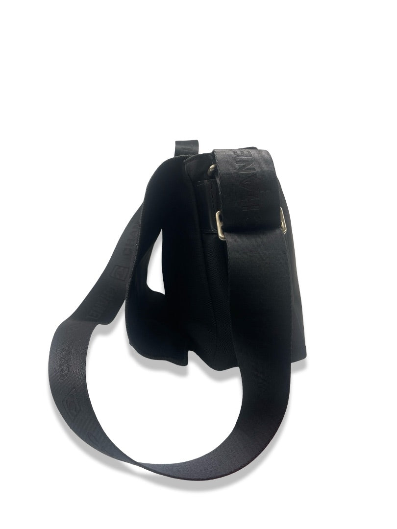 Chanel Black Vintage Messenger Shoulder Bag Felt/Canvas.