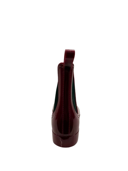 Gucci Burgundy Gloss Rubber Chelsea Ankle Boot. Size: 38