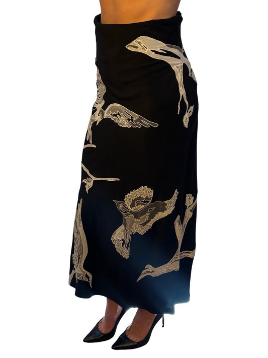 Alexander McQueen Black / White Bird & Branch Lace Embroidered Skirt. Size: 44