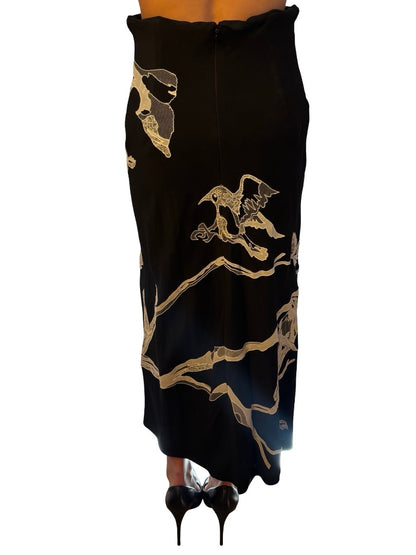 Alexander McQueen Black / White Bird & Branch Lace Embroidered Skirt. Size: 44
