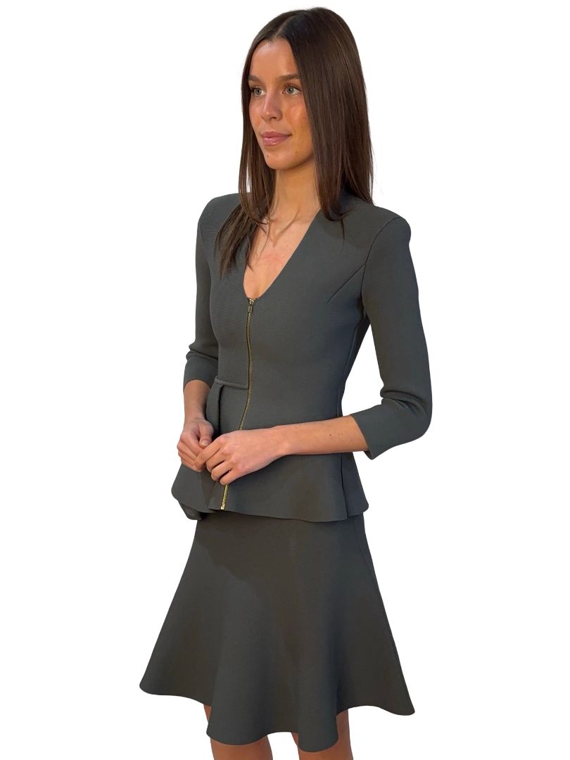 Scanlan Theodore Olive Green Crepe Knit Top/Skirt Set. Size: XS