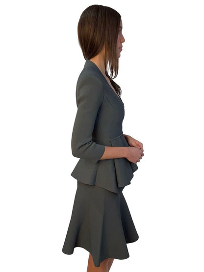 Scanlan Theodore Olive Green Crepe Knit Top/Skirt Set. Size: XS