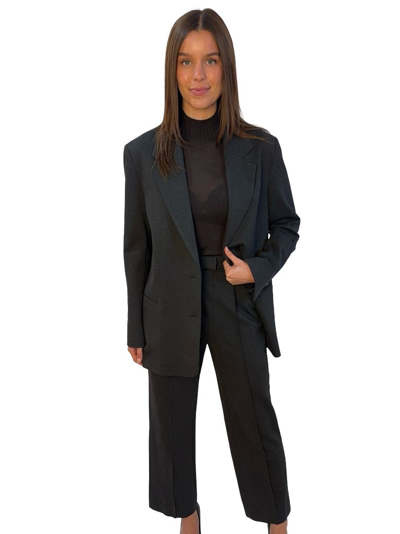 Deering Charcoal Single Breasted Suit Set. Size: XS