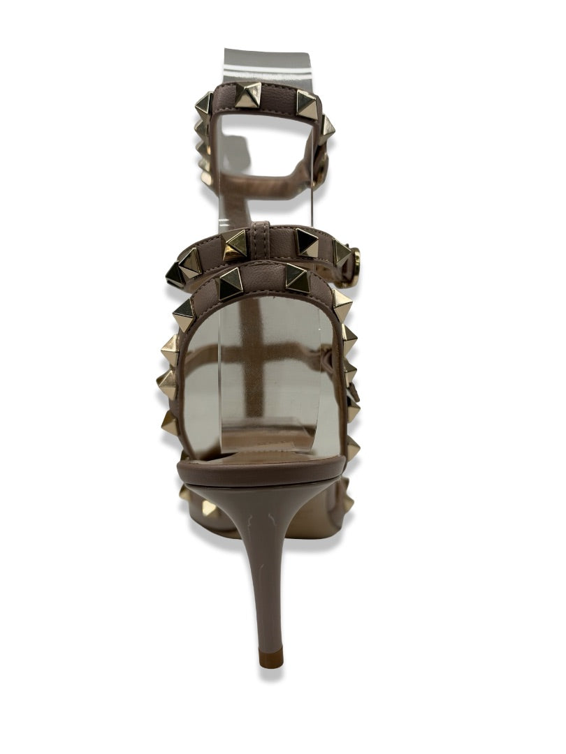 Valentino Garavani Nude Rockstud Cage 65 Pump. Size: 39