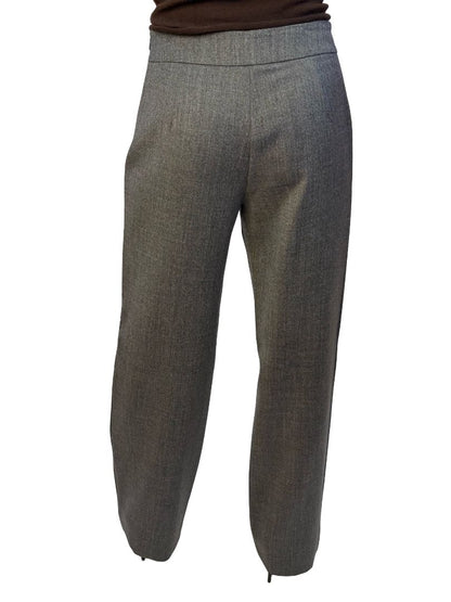 Giorgio Armani Grey Wool Wide Leg Pants. Size: 40