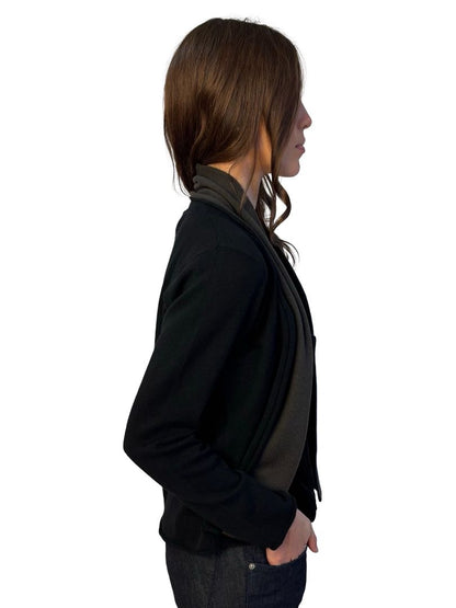 Giorgio Armani Black / Brown Cashmere Dual Tone Cardigan. Size: 42