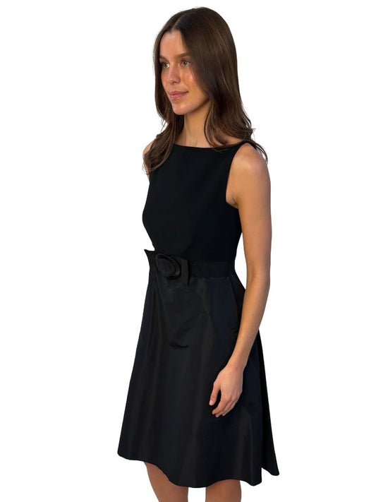 MaxMara Black Bow Waist Dress. Size: 10