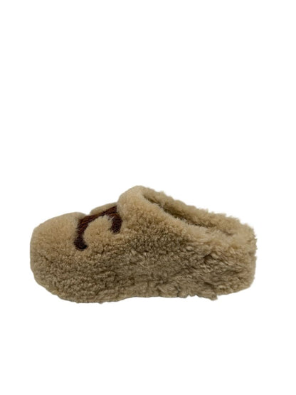 Celine Cream Spring 2023 Shearling Mule. Size: 36
