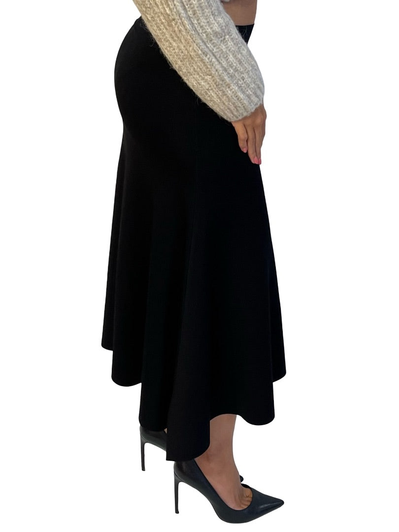 Scanlan Theodore Black Thin Crepe Flare Skirt. Size: S