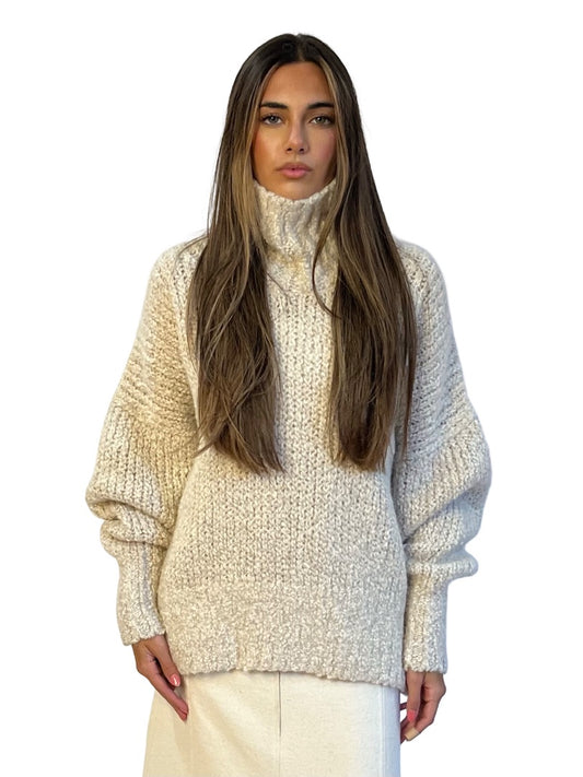 Toteme Cream Alpaca/Wool Boucle Turtleneck Jumper. Size: XS