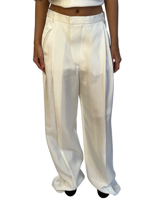 Victoria Beckham White Textured Tailored Pants. Size: 10