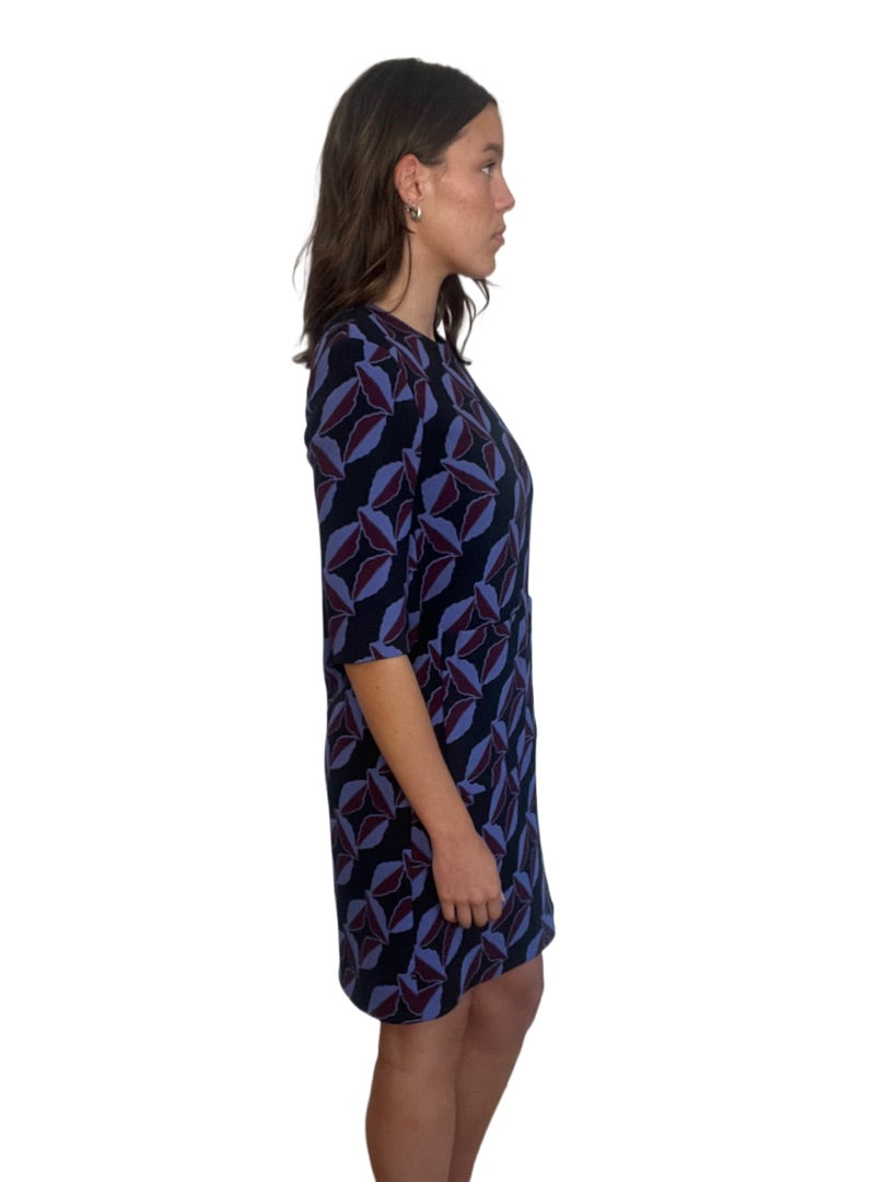 Marni Black Blue Burgundy Round Neck Short Double Pocket Leaf Pattern Dress. Size: 38