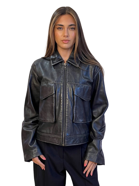 Second Female Black Cropped Leather Jacket w/ Pockets. Size: S