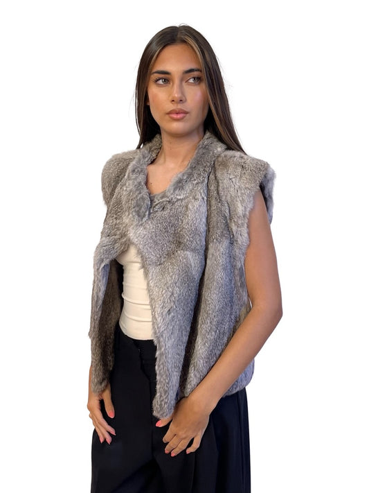Scanlan Theodore Grey Chinchilla Fur Vest. Size: 12