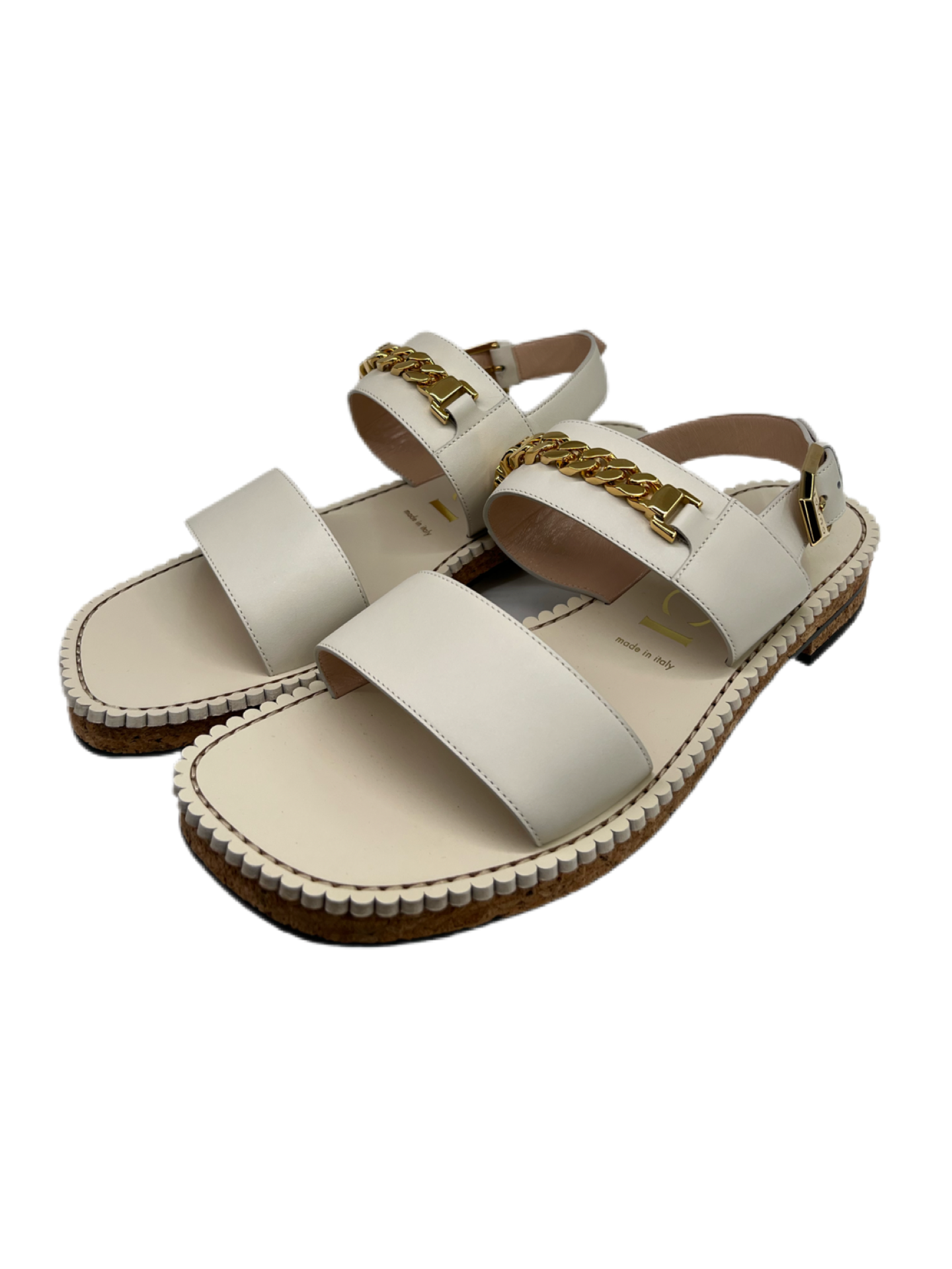 Gucci White Sylvie Chain Embellished Leather Sandals. Size: 41