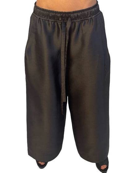 Lee Mathews Charcoal Satin 'Penny' Wide Leg Pant. Size: 3