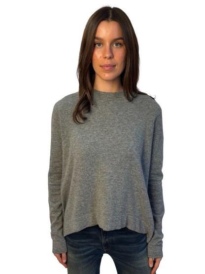 Scanlan Theodore Grey Cashmere Sweater. Size: M-L
