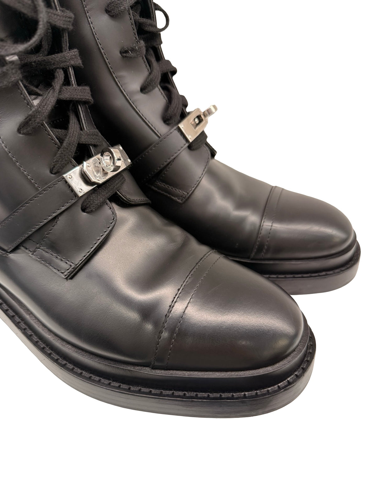 Hermes Black Funk Kelly Buckle Calfskin Ankle Boots. Size: 39