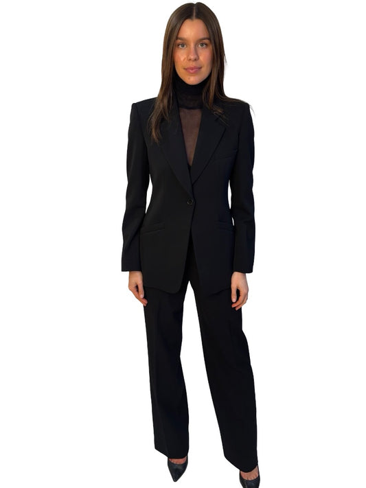 Armani Collezioni Black Wool Single Breasted Suit Set. Size: 42