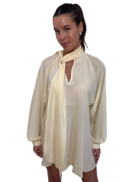 Gucci Cream Silk Blouse. Size: 40