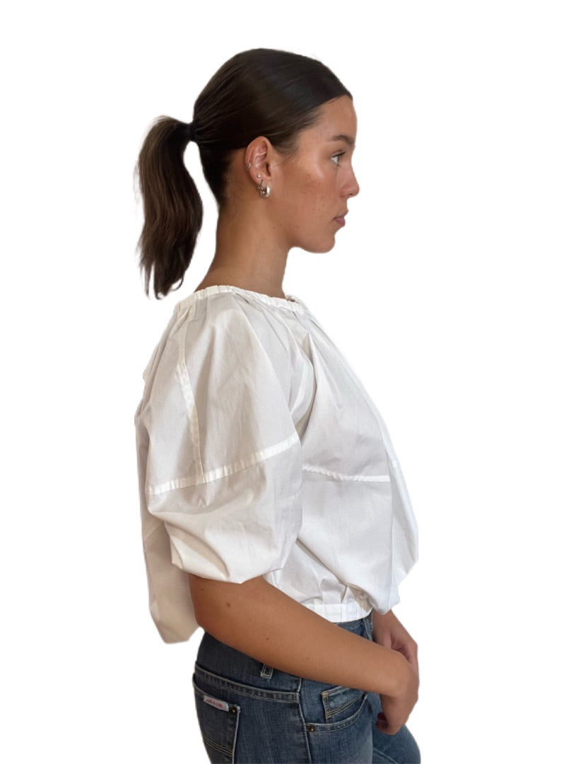 Marni White Off The Shoulder Cropped Top. Size: 40