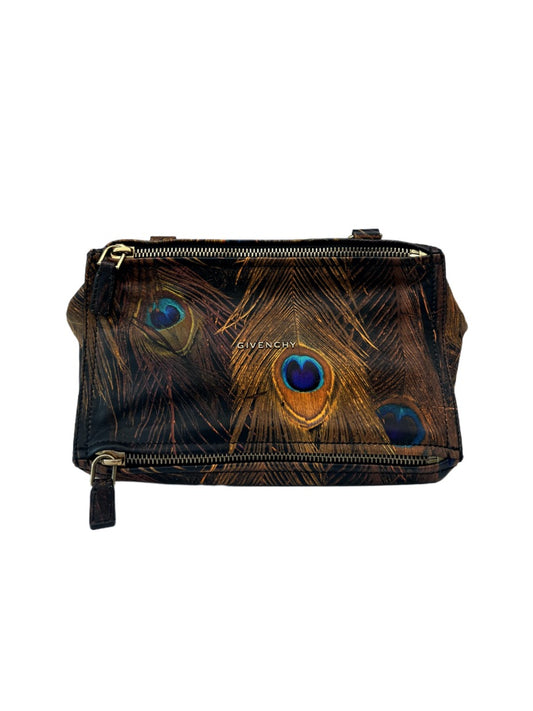 Givenchy Brown Pandora Crossbody bag. Size: Medium