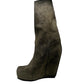 Rick Owens Grey Pull on slit boots. Size: 36