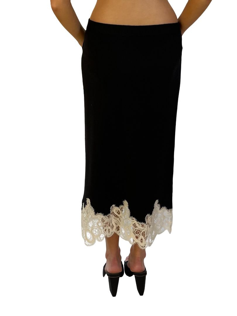 Fabiana Filippi Black / White Wool Blend Lace Trim Skirt. Size: 6