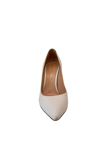Gianvito Rossi White Matte Leather Pumps. Size: 38