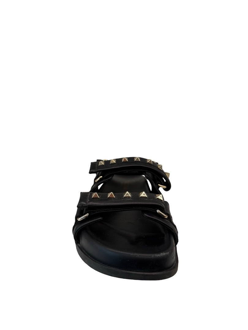 Valentino Garavani Black Rockstud Footbed Sandal. Size: 40
