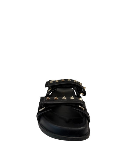 Valentino Garavani Black Rockstud Footbed Sandal. Size: 40