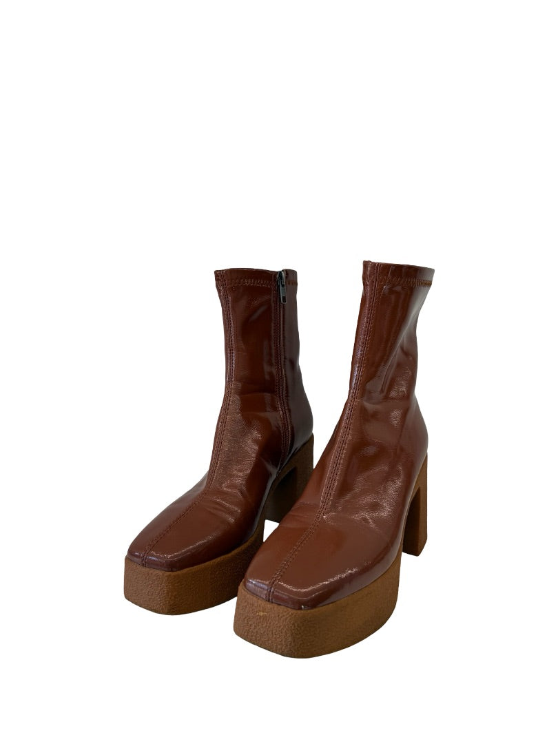 Paname Toffee Carnaby Boot. Size: 37