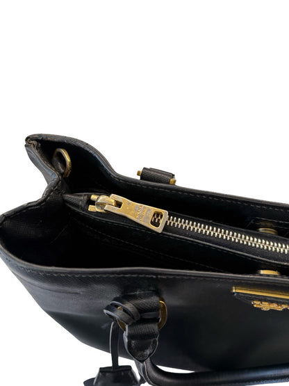 Prada Black 'Galleria' Saffiano Leather Handbag. Size: Large