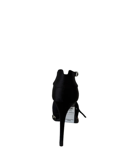 Alexander McQueen Black Stud Stilettos. Size: 37
