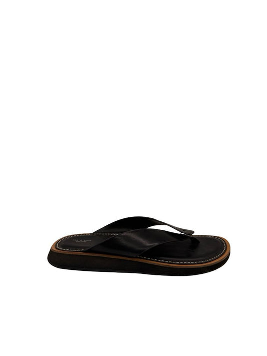 Rag & Bone Black Parker Leather Thong. Size: 39