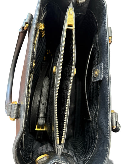 Prada Black 'Galleria' Saffiano Leather Handbag. Size: Large
