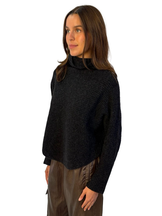 Scanlan Theodore Charcoal Cashmere/Wool Turtleneck Sweater. Size: S